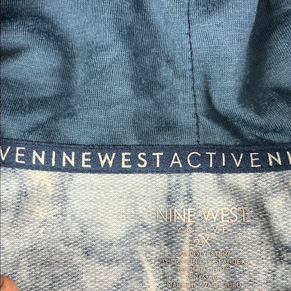 Nine West Active Women's Size 2X Navy Hoodie - Picture 5 of 8